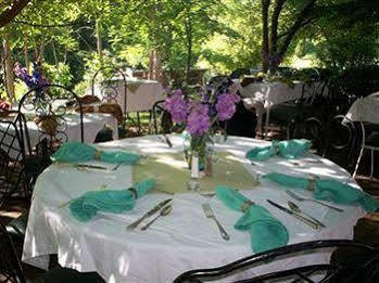 High Meadows Vineyard Inn Scottsville Exterior photo